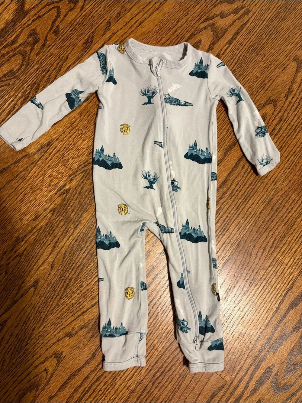 Kyte Baby Light Gray Kids Zip-Front One-Piece Romper with Harry Potter Print